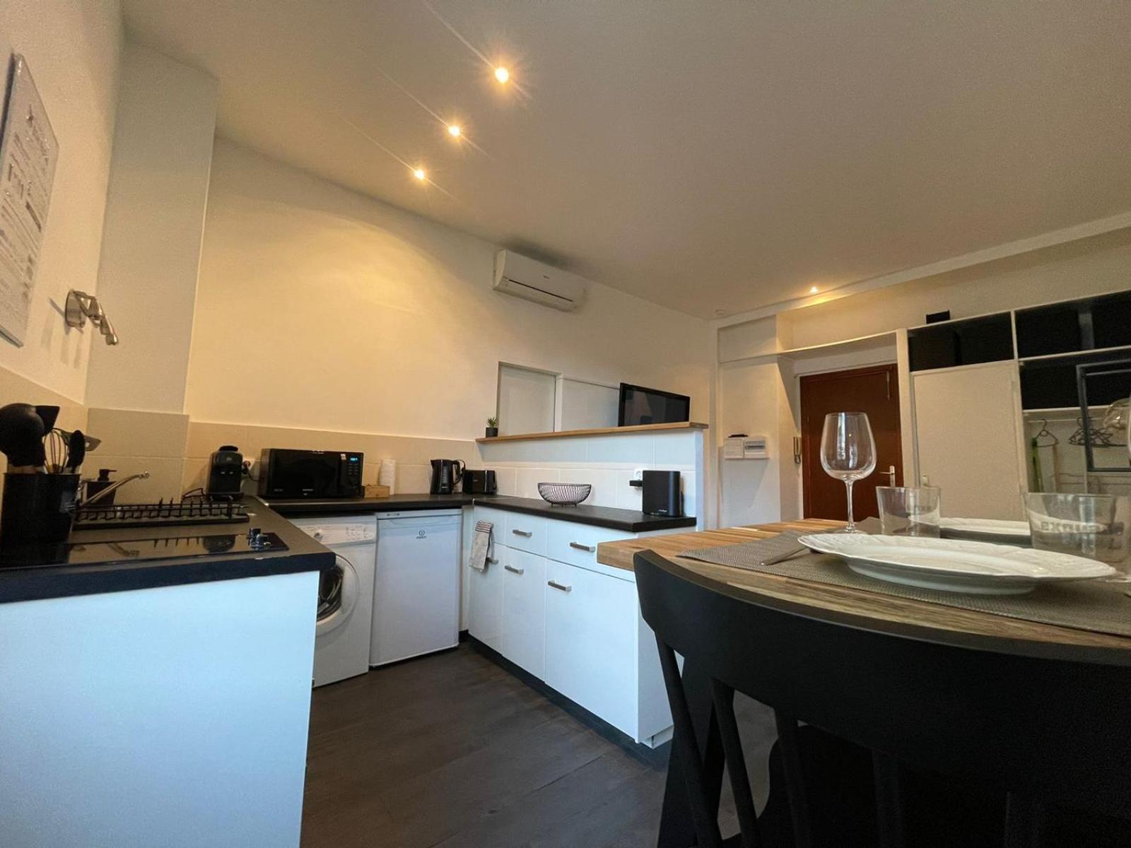 Charmant Studio - Port De นีซ ภายนอก รูปภาพ